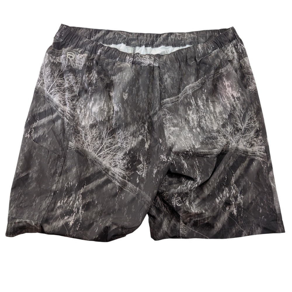 Magellan Outdoors Fish Gear Realtree Camo Fishing Shorts Grey Size 3XL